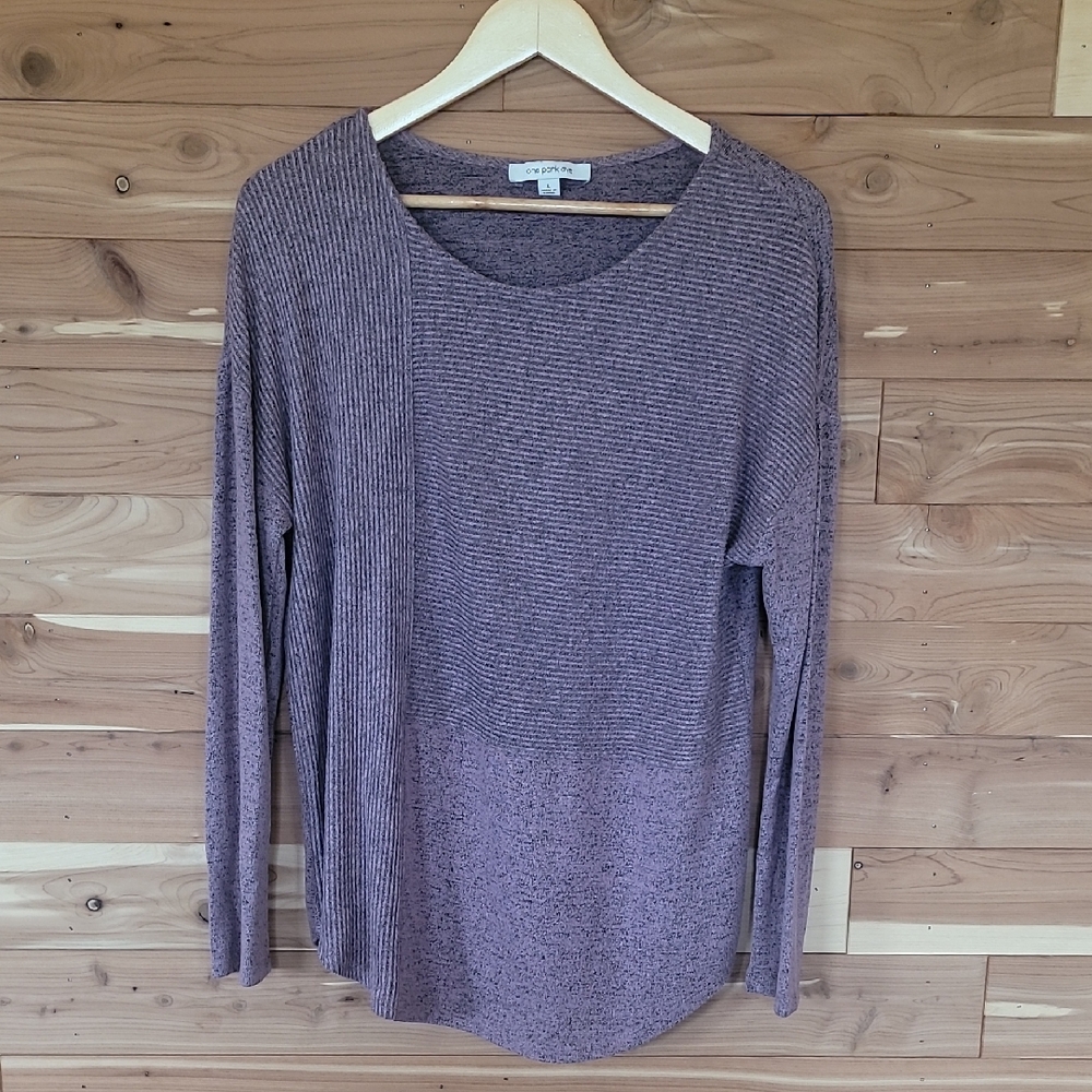 One Park Ave Purple Sweater, Size L, Soft, Lightweight